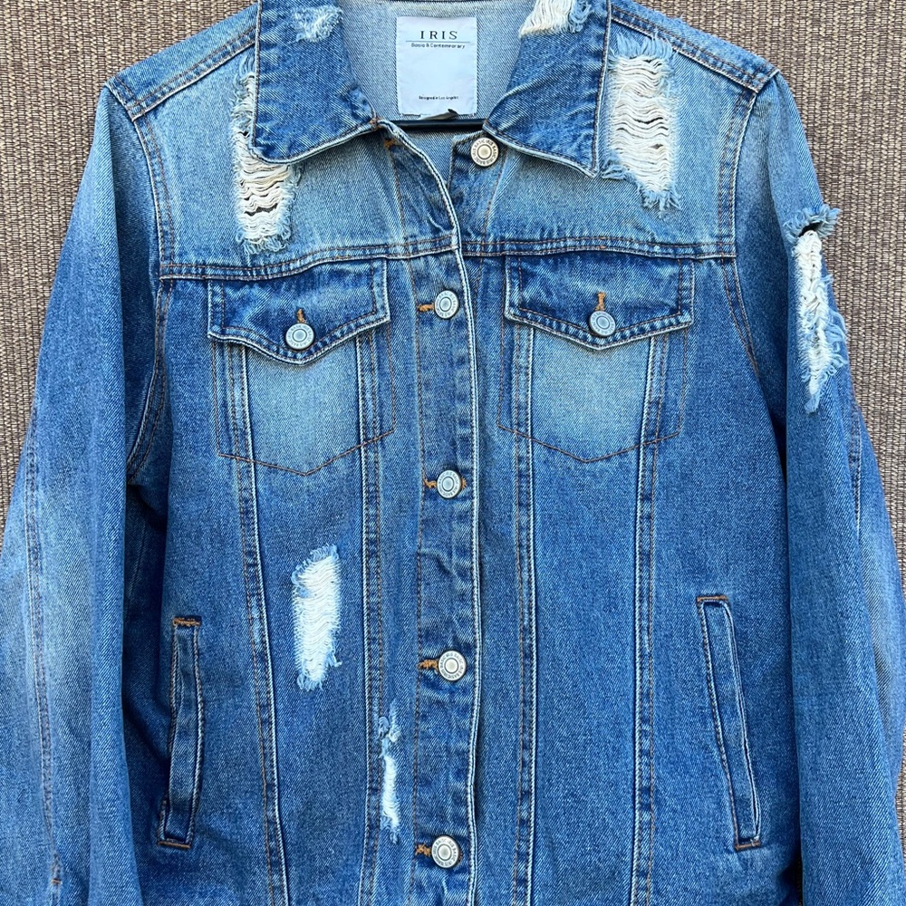 Iris Basic & Contemporary Blue Distressed Denim J… - image 2